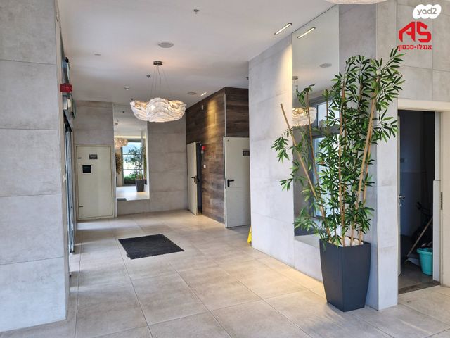 דירה, אדני פז, עין הים, חדרה