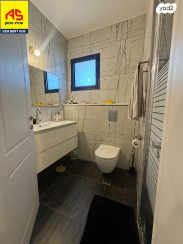 בית פרטי/ קוטג', המשאלות, שרונה, כפר יונה