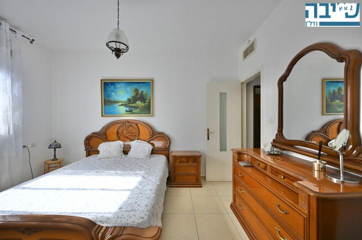 דירה, אהרון אייזנברג, א' / צפון מזרח העיר, רחובות