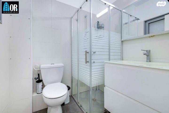 דירה, הרב יצחק שלינקה, נחלת יהודה, ראשון לציון