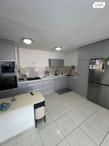 דירת גן, אופקים