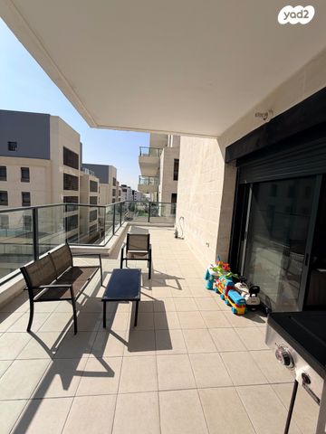 דירה, גולדה מאיר 54, מורשת, מודיעין מכבים רעות