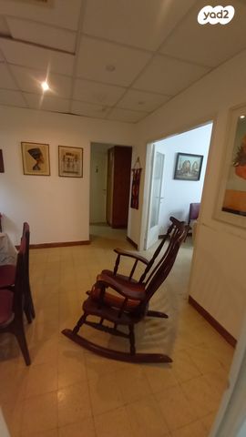 דירה, יצחק שדה, המושבה הגרמנית, חיפה