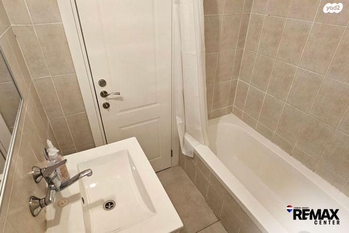 דירה, דוד צדוק, בן גוריון, חולון