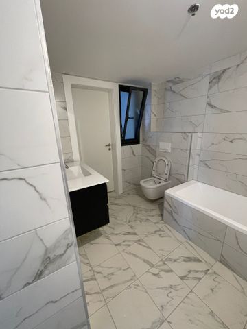 דירה, ההזנק, פארק העסקים האלף, ראשון לציון