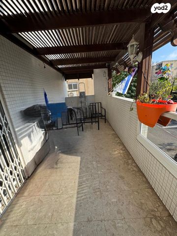 דירה, עמק ברכה 37, נחלת יצחק, תל אביב יפו