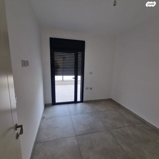 גג/ פנטהאוז, כובשי החרמון, רחובות