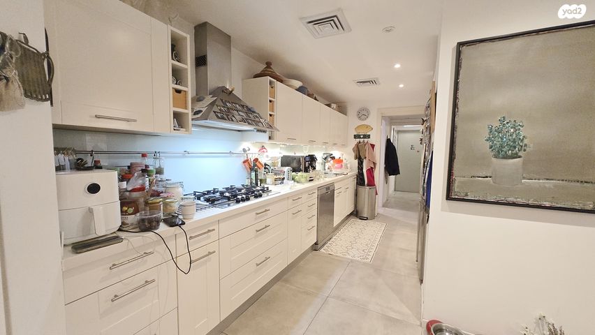 דירת גן, יוסף פעמוני, בבלי, תל אביב יפו