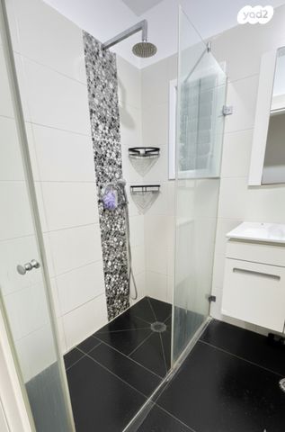 דירה, גבעת סביון, גני תקווה