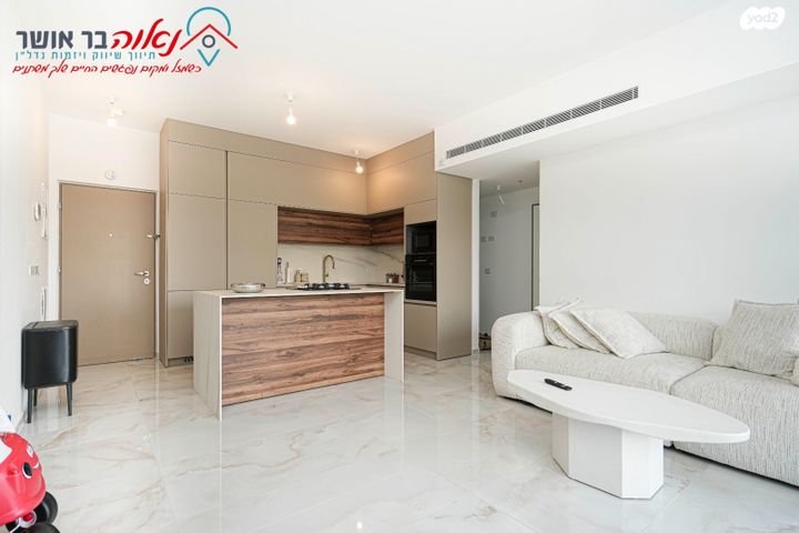 גג/ פנטהאוז, סוקולוב 12, רוטשילד עצמאות, בת ים