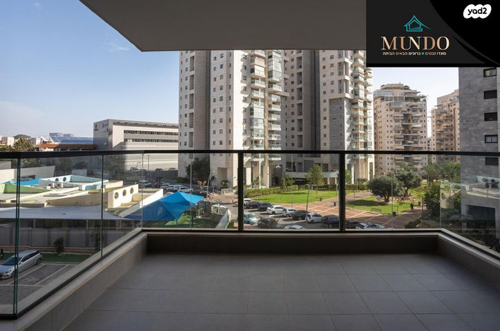 דירה, שדרות האלונים, פארק המושבה, באר יעקב