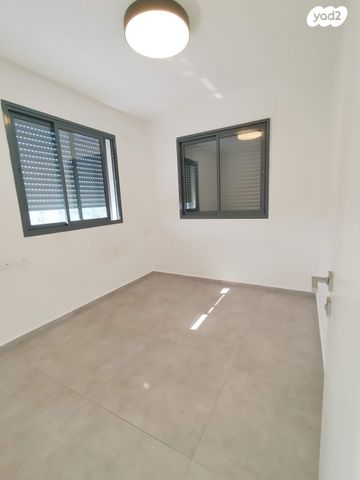 גג/ פנטהאוז, חולון