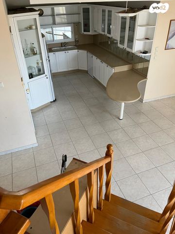 גג/ פנטהאוז, משעול השוהם 14, בן גוריון, חולון