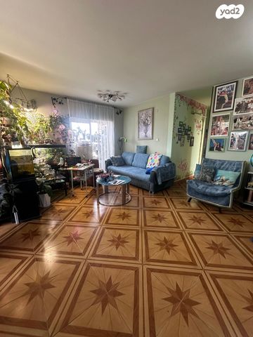 גג/ פנטהאוז, דרך הציונות 36, רובע ג', אריאל