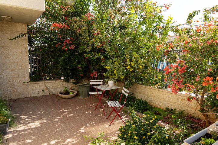 דו משפחתי, תכלת מרדכי, תקוע