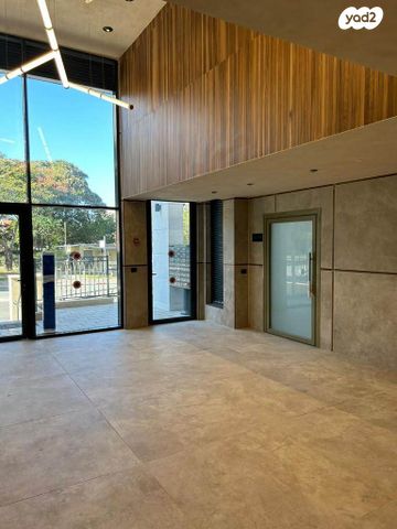 דירה, יוסף אהרונוביץ' 43, שיכון ותיקים, חולון