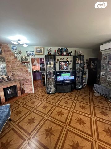 גג/ פנטהאוז, דרך הציונות 36, רובע ג', אריאל