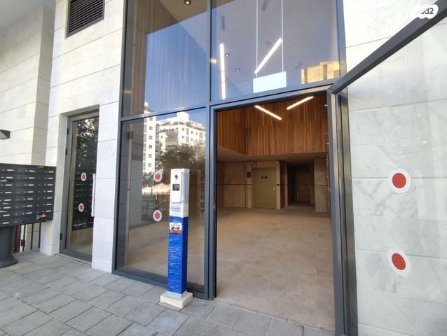 דירה, יוסף אהרונוביץ' 43, שיכון ותיקים, חולון