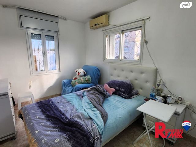 גג/ פנטהאוז, זלמן שז"ר 49, נווה עופר, תל כביר, תל אביב יפו