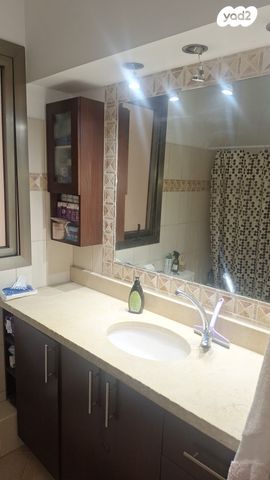 דירה, שדרות מנחם בגין, רמת הדר, גבעת שמואל