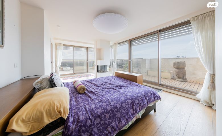 גג/ פנטהאוז, מגדיאל, הוד השרון