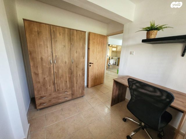 דירה, אלפרד רוסי, שכונה ד', באר שבע