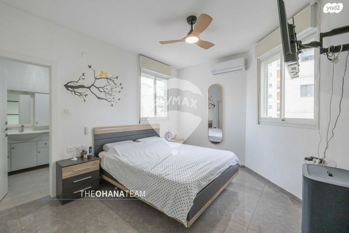 דירה, הבריגדה היהודית, גלי הים, נתניה