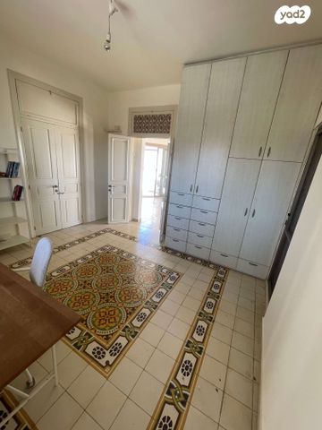 גג/ פנטהאוז, ויקטור הוגו, צהלון, שיכוני חסכון, תל אביב יפו