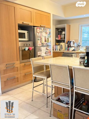 דירה, הדר, רמת השרון