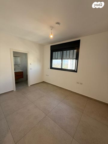 הקרן הקיימת לישראל 32