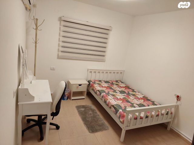 דו משפחתי, משעול גדרון 10, נווה, קצרין