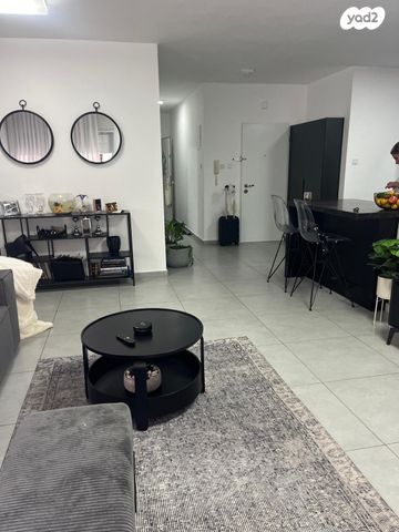 דירה, נופר, נאות בגין, לב יבנה, יבנה