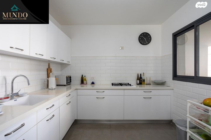 דירה, שדרות האלונים, פארק המושבה, באר יעקב