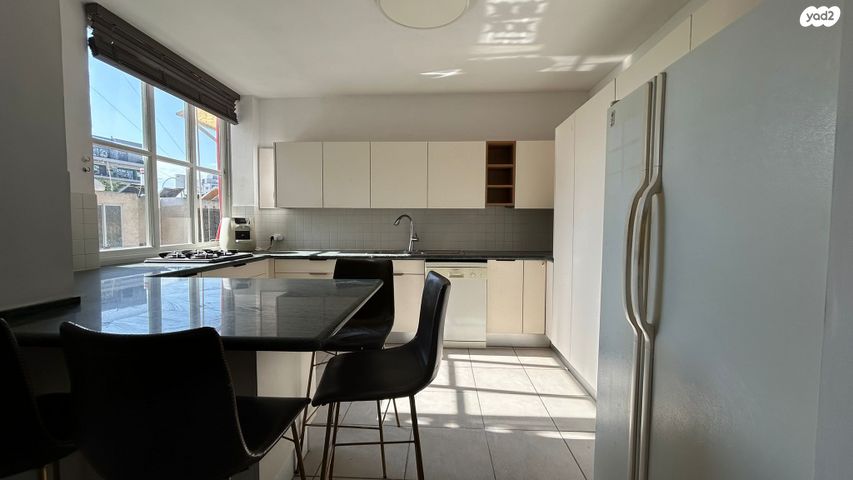 דירה, אחדות העבודה, בורוכוב, גבעתיים