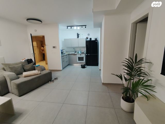 דירה, יוסף אהרונוביץ' 43, שיכון ותיקים, חולון