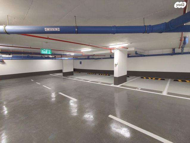 גג/ פנטהאוז, חולון