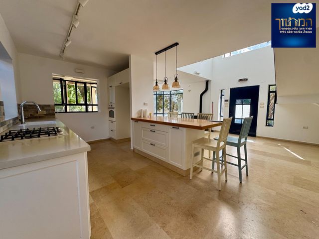 בית פרטי/ קוטג', צור יגאל, כוכב יאיר / צור יגאל