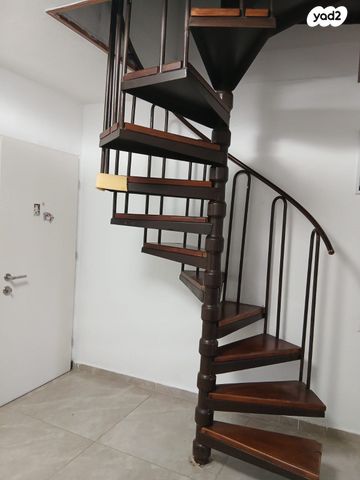 דופלקס, מאיר בר אילן 5, המרכז האזרחי, רמלה