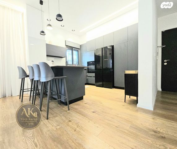 דירת גן, הרקפות, ראשון לציון