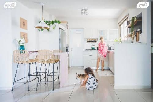 דירה, נווה גן, רמת השרון