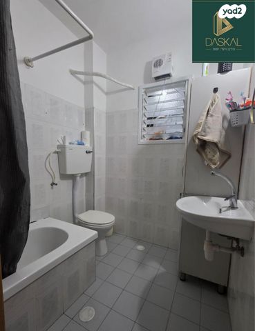 דירה, מגידו, אשקלון