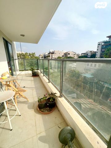 דירה, אליעזר יפה, רעננה