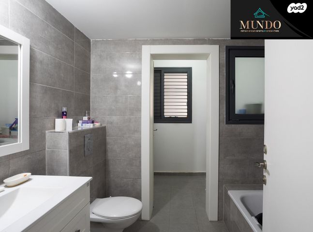 דירה, שדרות האלונים, פארק המושבה, באר יעקב