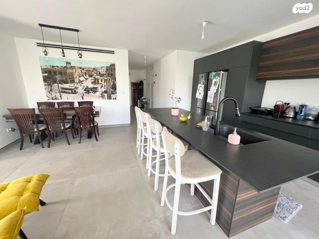 דירה, אליעזר יפה, רעננה