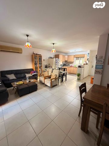 בית פרטי/ קוטג', גן יבנה מערב, גן יבנה