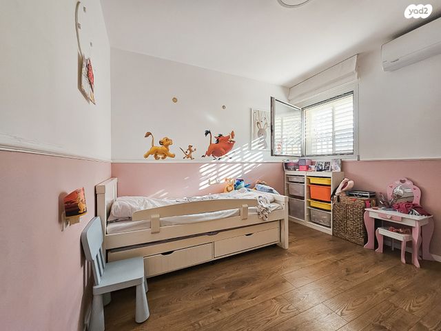 דירה, מוריה, מודיעין מכבים רעות