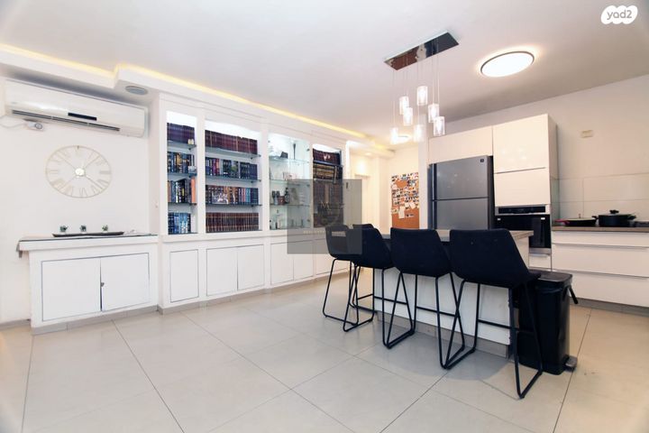 דירה, גבע, מרכז העיר דרום, נתניה