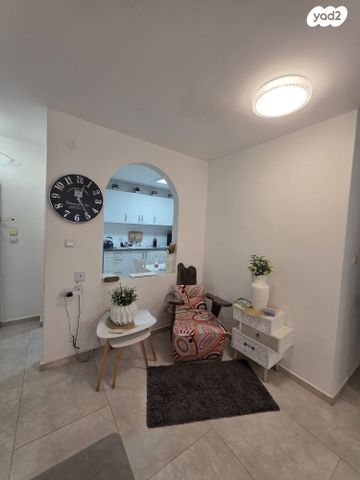 דירה, גמלא, החורש, חריש