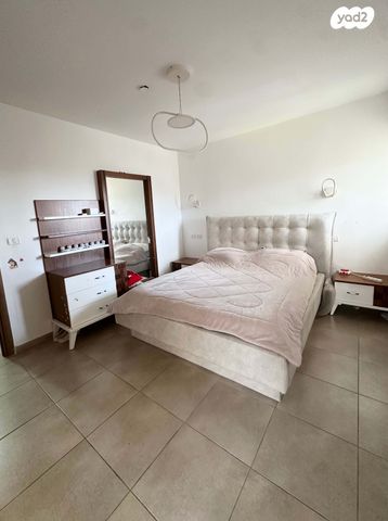 דירה, הדס, כרמיאל