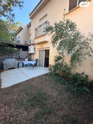 גן יבנה מערב